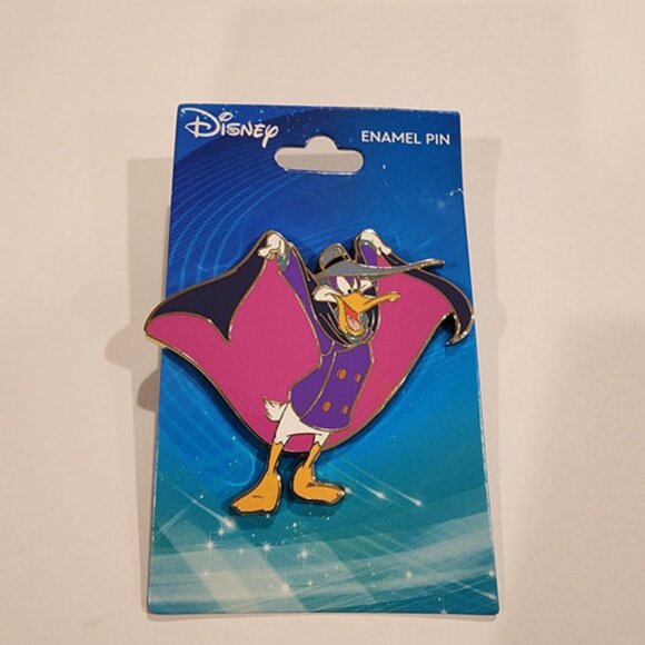 Disney Palm Darkwing Duck Exclusive Enamel Pin Duck Tales Monogram NEW - Picture 10 of 10